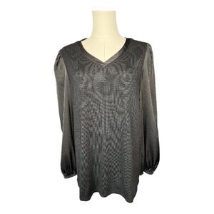 GUC Chico’s V neck satin sleeve sweater top | size 2 (L)